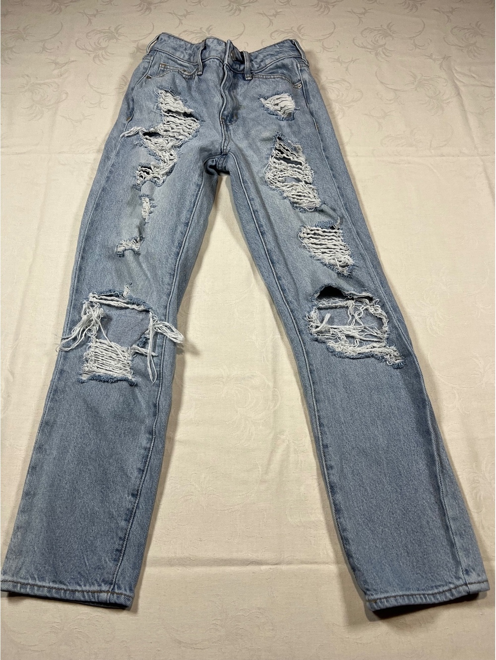 PacSun Light Wash Distressed Mom Jean Size 22